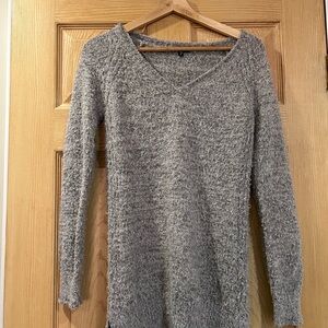 Dynamite Textured Gray V-Neck Sweater
